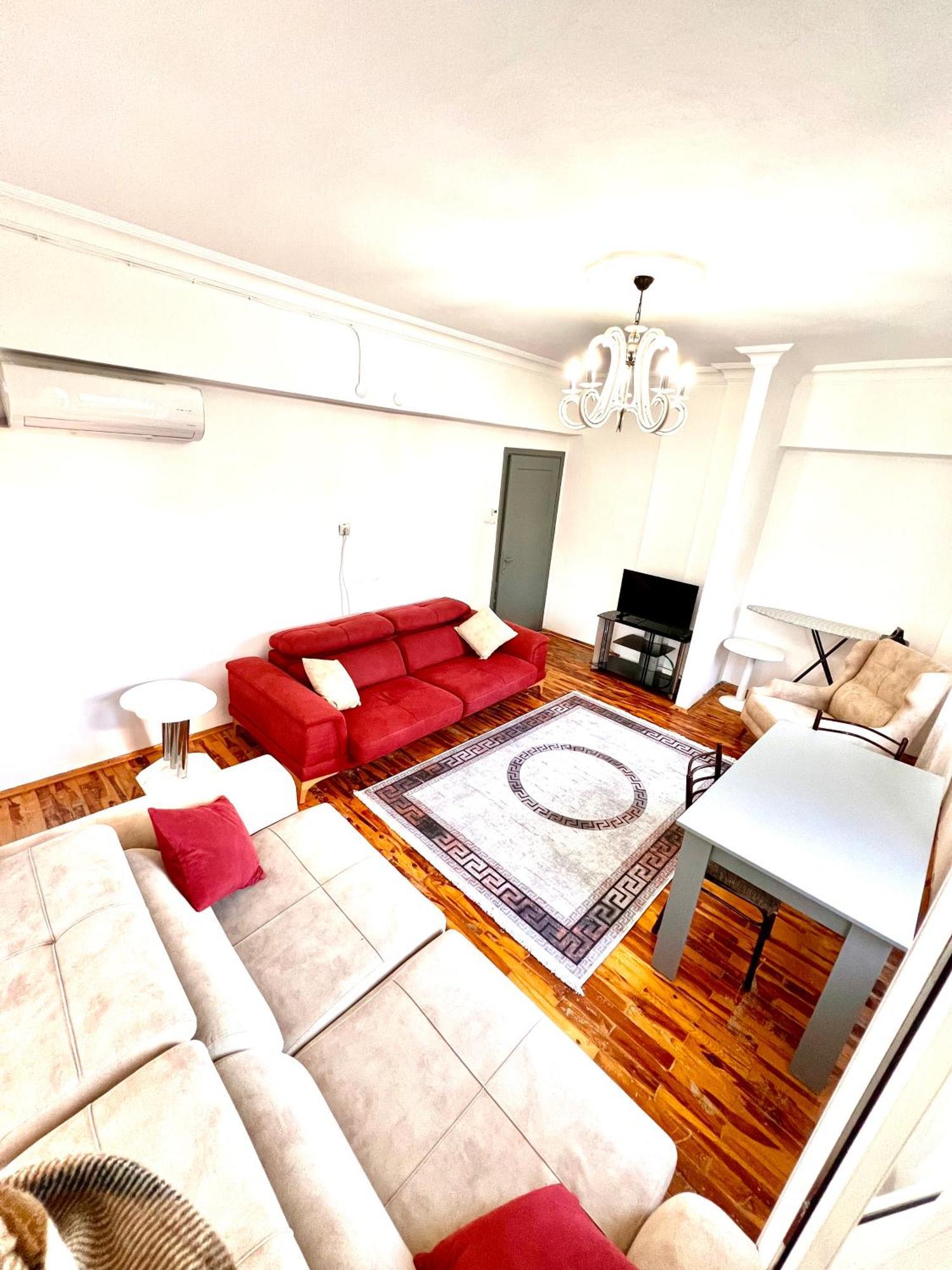 Apartment Konyaalti 600 Metre Uzaklikta 2+1 Antalya